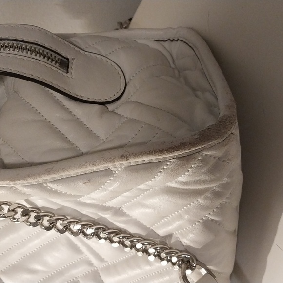 Michael Kors Kathy Quilted Bag - Picture 5 of 12